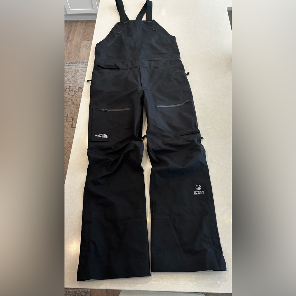 The North Face Men’s Fuse Brigandine Bib- Size M
